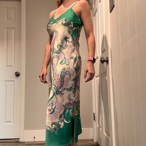 Gianni Bini Green and Cream Paisley Midi Dress